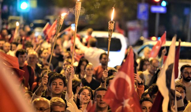 Bornova’da Cumhuriyet Bayramı coşkusu Sevcan Orhan’la yaşanacak
