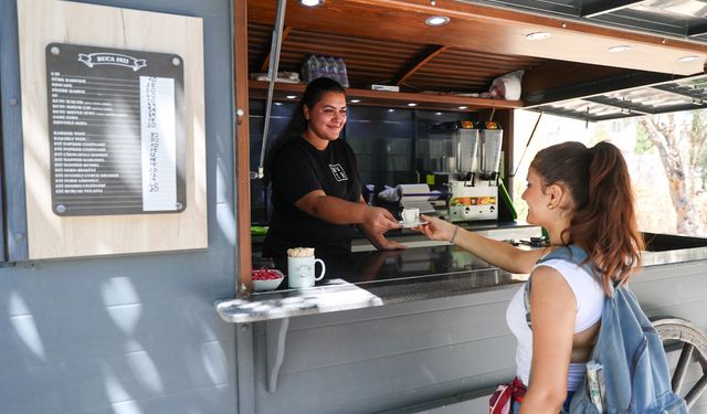 Buca Belediyesi’nden öğrencilere bütçe dostu destek