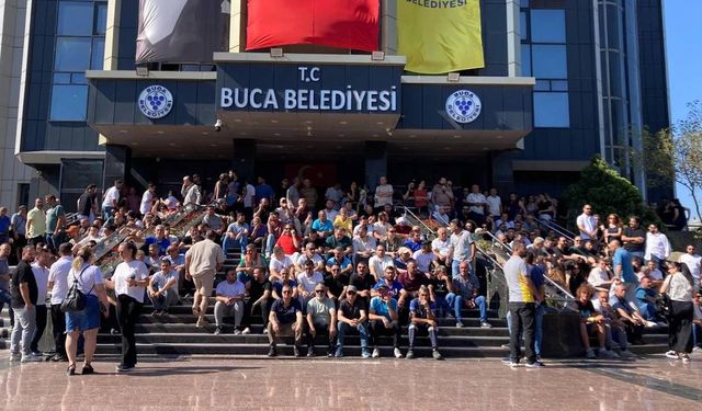 Buca’da belediye işçileri yeniden sokakta: Maaş krizi devam ediyor