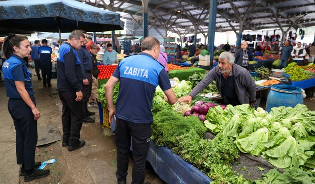 Buca’da pazar denetimleri sıkılaştı: Hijyen ve düzen ön planda
