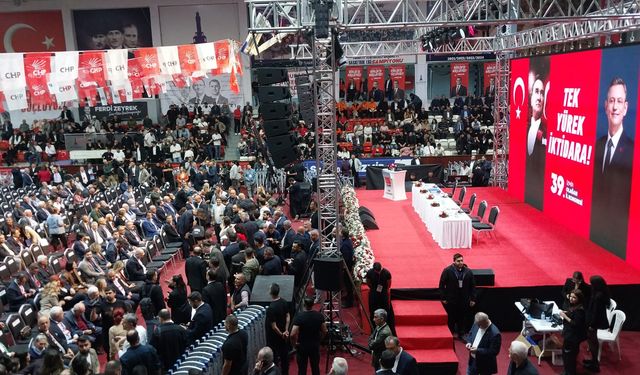 CHP İzmir’de kongre günü: Aday değişti, seçim blok listeyle yapılacak