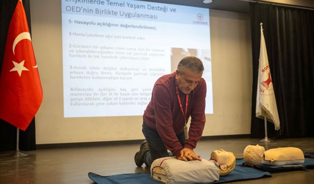 Hayat kurtaran proje: Bornovalı muhtarlara özel eğitim