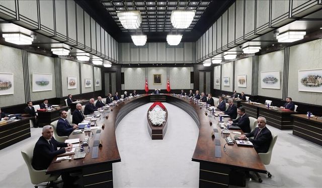 Kabine bugün toplanıyor: Orta Doğu savaşı ve emekli bayram ikramiyesi masada