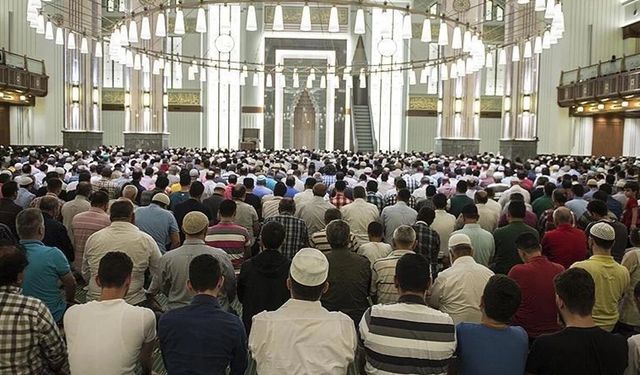 2026 Ramazan Bayramı namaz saatleri: İl il bayram namazı vakitleri açıklandı