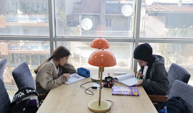 Okul çıkışı öğrenciler buraya koşuyor: Konaklı gençlerin favori mekanı!