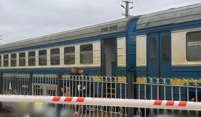 Son dakika! Tren istasyonunda bombalı saldırı: Ölü ve yaralılar var