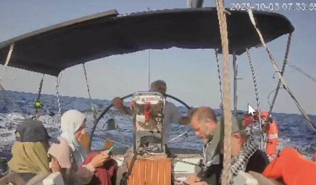 Sumud Filosu'ndaki aktivistler neden telefon ve bilgisayarlarını denize attı?