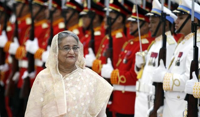 Flaş karar! Eski başbakan ve eski bakan hakkında idam cezası!