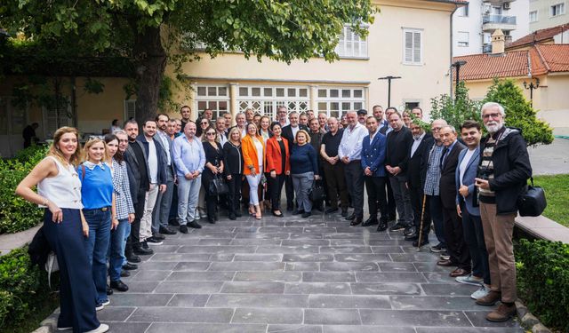 Bornova’da Boşnak iş insanları işbirliği için buluştu