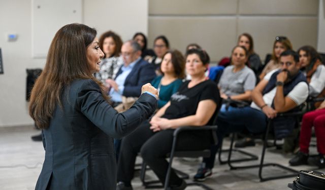 Bornova’da öğretmenlere özel çevre eğitimi: Kompost atölyesi ilgi gördü