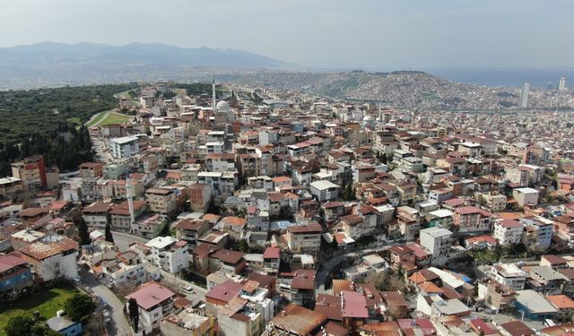 Buca Kocatepe’de imar krizi: Eski başkandan sert uyarı