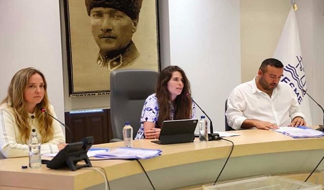 Çeşme Belediye Meclisi’nde MHP’den arsa satışı sorusu