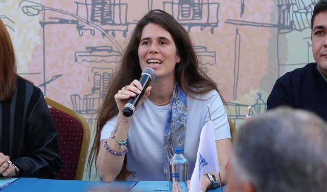 Çeşme’nin tarihi sokaklarında modern dokunuş