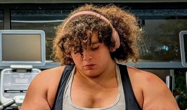 Dünyanın en güçlü kadınının erkek olduğu ortaya çıktı!