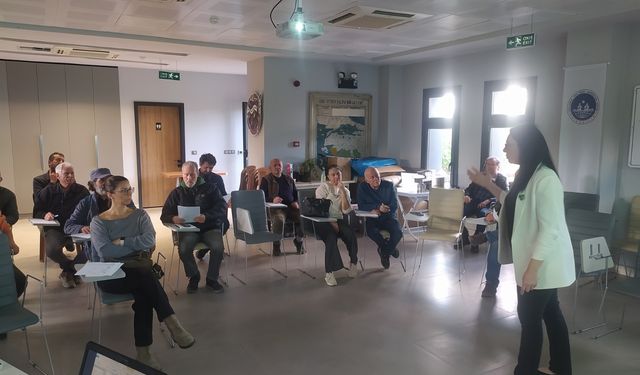 Efes Selçuk’ta üreticiye toprak desteği