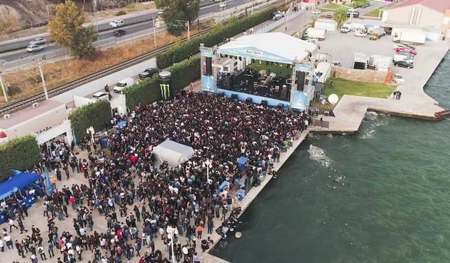 Körfez manzaralı etkinliklerin gözdesi İzmir Arena nerede ve nasıl gidilir?