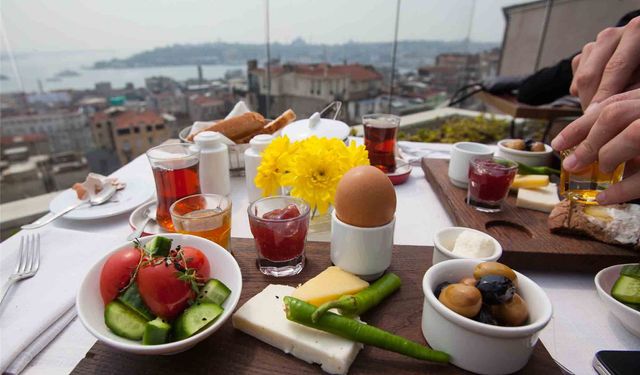 Kilo vermek isteyenler dikkat: Kahvaltı saati çok önemli!