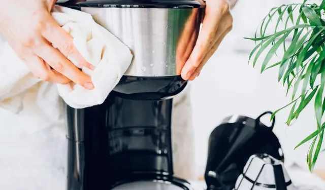 Kahve makinesini bozan temizlik hataları ortaya çıktı!