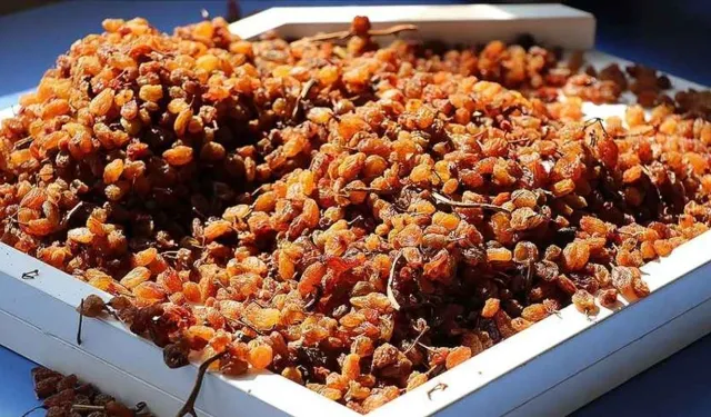 Üzümde 'işletme artığı' tehlikesi: Vergisiz giren binlerce ton ürün piyasayı tehdit ediyor