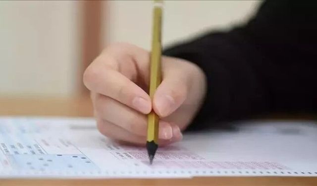 Bakan Tekin duyurdu:  LGS sınav tarihi değişti