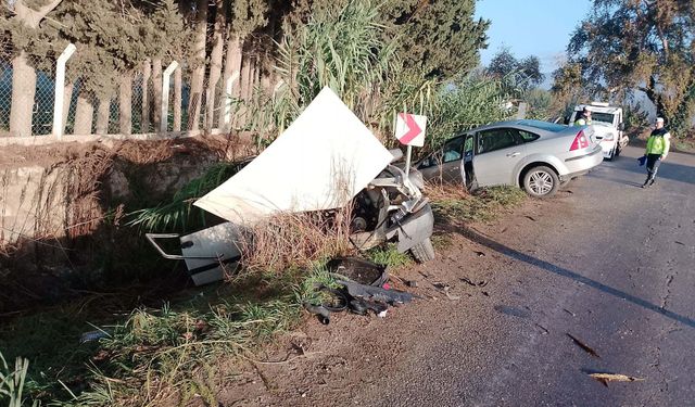 Ödemiş’te hatalı sollama ölüme davetiye çıkardı: 3 yaralı