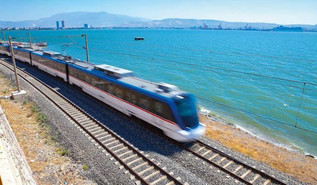 İZBAN yolcuları dikkat: Bu tarihte cebinizden para çıkmayacak!