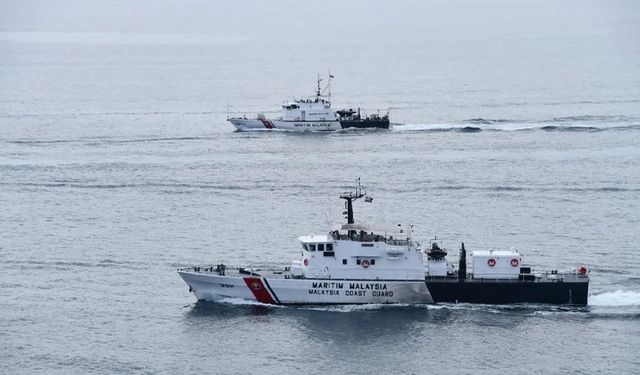 Göçmen teknesi battı: 1 ölü, yüzlerce kayıp