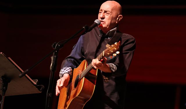 AASSM’de yeni yıl coşkusu Fuat Güner’le yaşandı