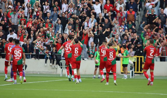 Alsancak’ta derbi heyecanı: Karşıyaka Bornova 1877 karşısında liderlik peşinde