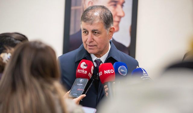 Başkan Tugay: Hizmette ayrım yok, İzmir’in tamamına eşit