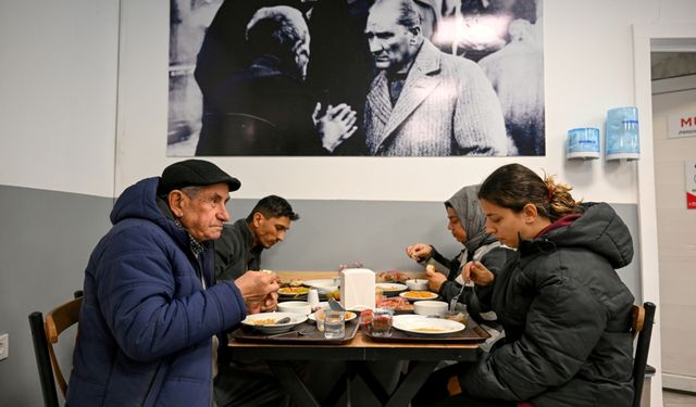 Bornova’da Kent Lokantaları gönüllere dokundu