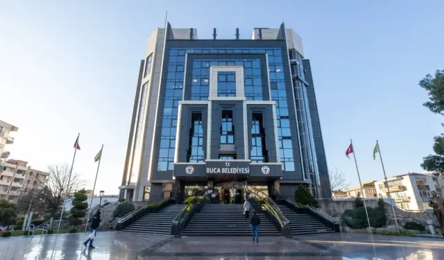 Üç büyükşehirden Buca Belediyesi'ne yönetici transferi!