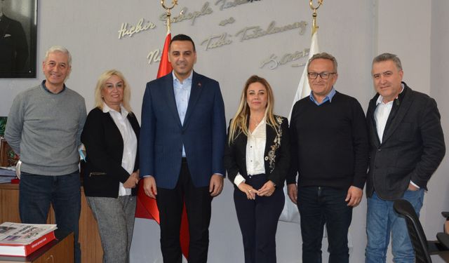 Çiğli Belediye Başkanı Yıldız’dan İzmir Gazeteciler Cemiyeti’ne ziyaret