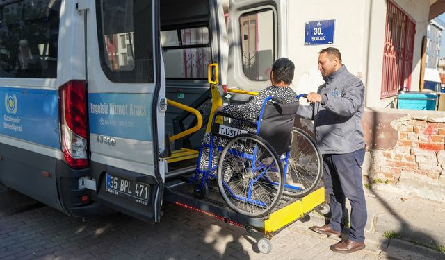 Gaziemir Belediyesi’nden ücretsiz ulaşım desteği