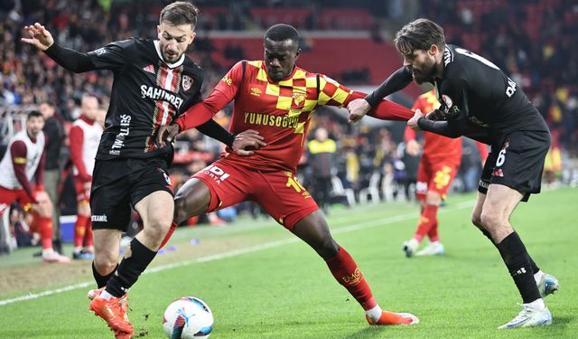 Göztepe'de Anthony Dennis kariyerinin en golcü sezonunu yaşıyor