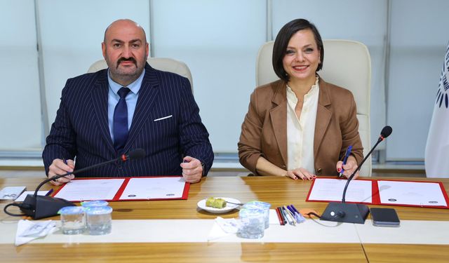 Karabağlar’da askıda ekmek dayanışması büyüyor