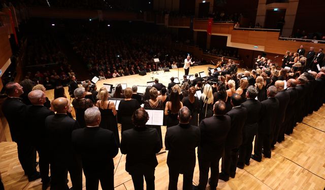İzmir, çoksesli korolarla müziğe doyacak: Festival başlıyor