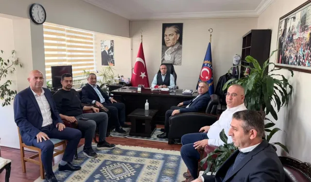 İzmir’de belediye işçileri 1 Ocak’tan itibaren fazla mesaiyi durduracak!