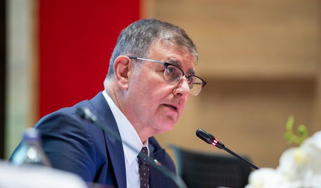 Cemil Tugay’dan yeni İZMAR ve kent lokantası müjdesi