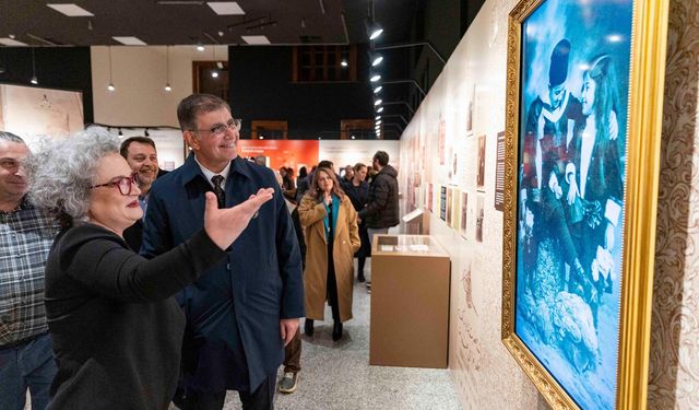 İzmir’in fotoğraf tarihine ışık tutan sergi açıldı