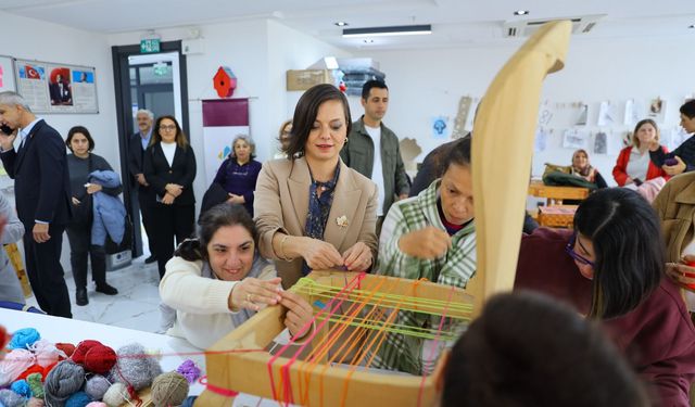 Karabağlar’da engeller tasarımla yıkıldı