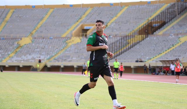 Karşıyaka’dan Ferdi Burgaz’a duygusal veda töreni