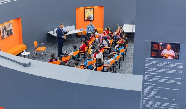 Kütüphaneler İzmir’in yeni buluşma noktası oldu