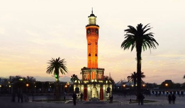 Müzik Köyü İzmir’de buluşuyor: Enstrümanını alan Ardıç’a!