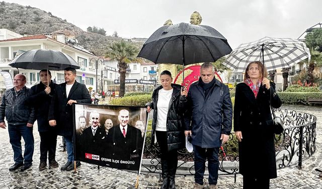 Olumsuz havaya rağmen Çeşme’de İsmet İnönü unutulmadı
