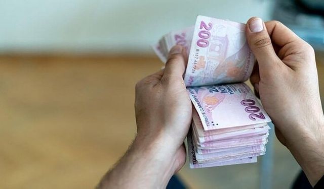 Yerdeki 100 bini görünce dayanamadı!