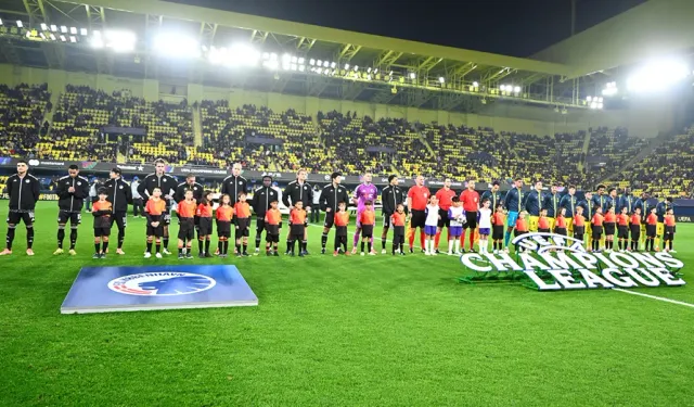 Şampiyonlar Ligi'nde maç başlamadan olay çıktı!