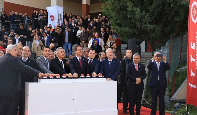 AK Parti’den İzmir’e dev hamle: Öğrenciler için modern yurt temeli atıldı