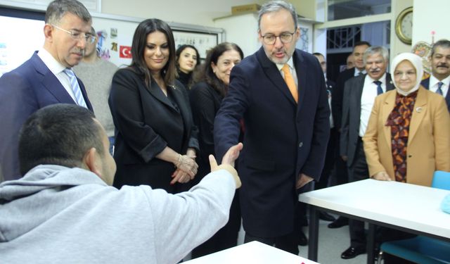 TBMM Engelli Komisyonu İzmir’de sahaya indi: 'Masada değil sahadayız'