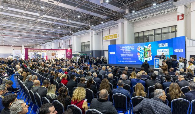 TTI İzmir 19. Turizm Fuarı açıldı: Rekor katılım dikkat çekti